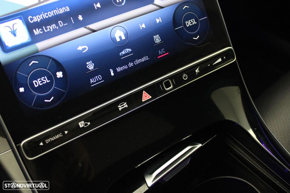 Mercedes-Benz C 300 d AMG Line - 28