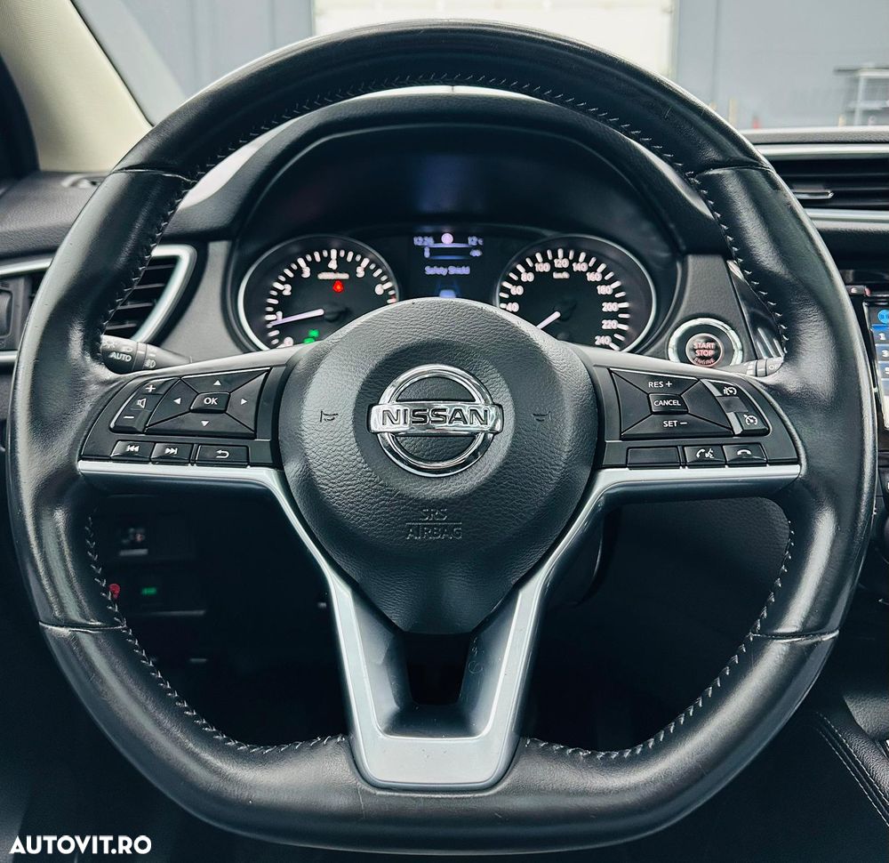 Nissan Qashqai 1.2 DIG-T Xtronic N-Connecta - 33
