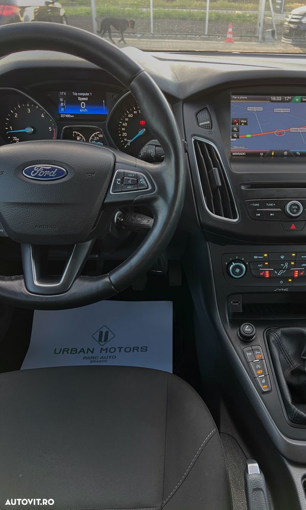 Ford Focus 1.5 EcoBlue Active Business - 18