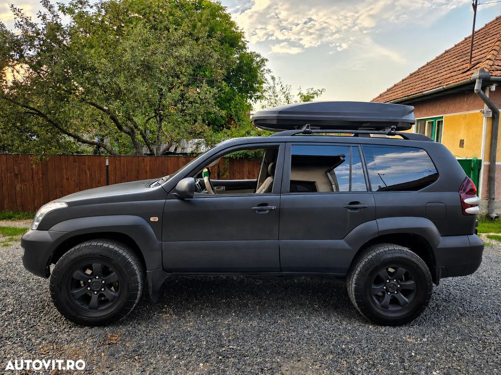 Toyota Land Cruiser 3.0 TD-4D Aut VX - 3