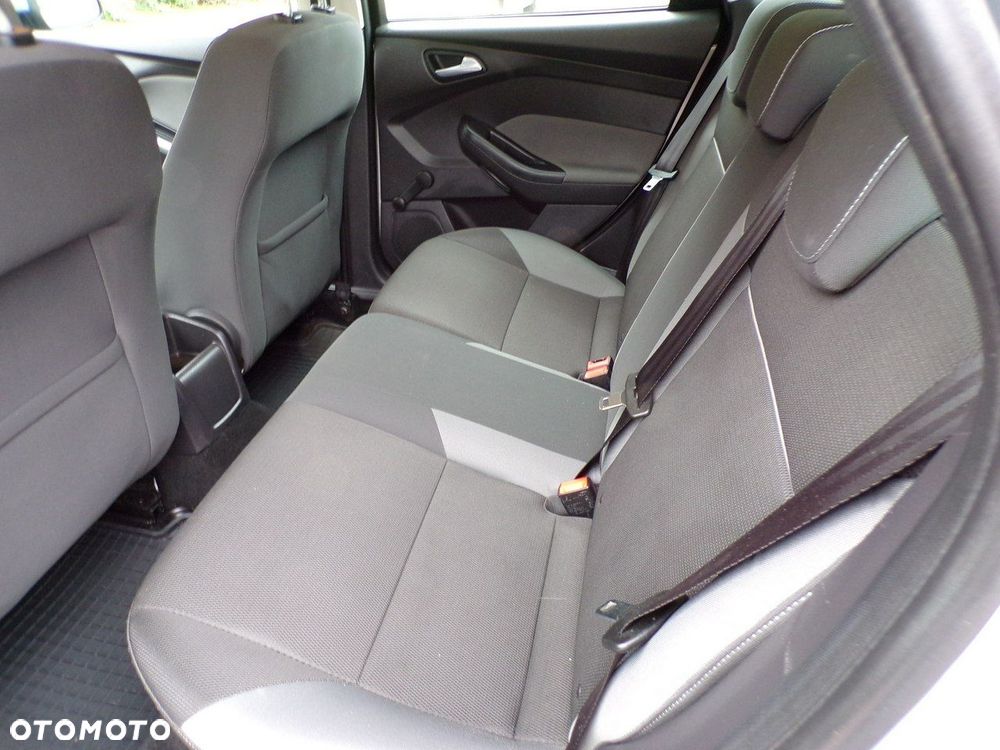 Ford Focus - 28