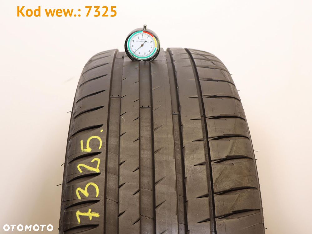 Michelin Pilot Sport 4 - 245/45 R19 - 1