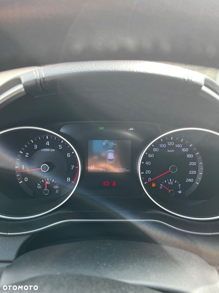 Kia Ceed - 7