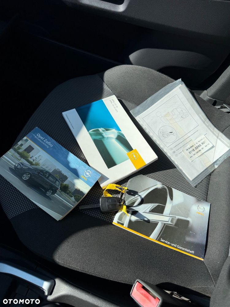 Opel Zafira 1.8 Family Plus - 25