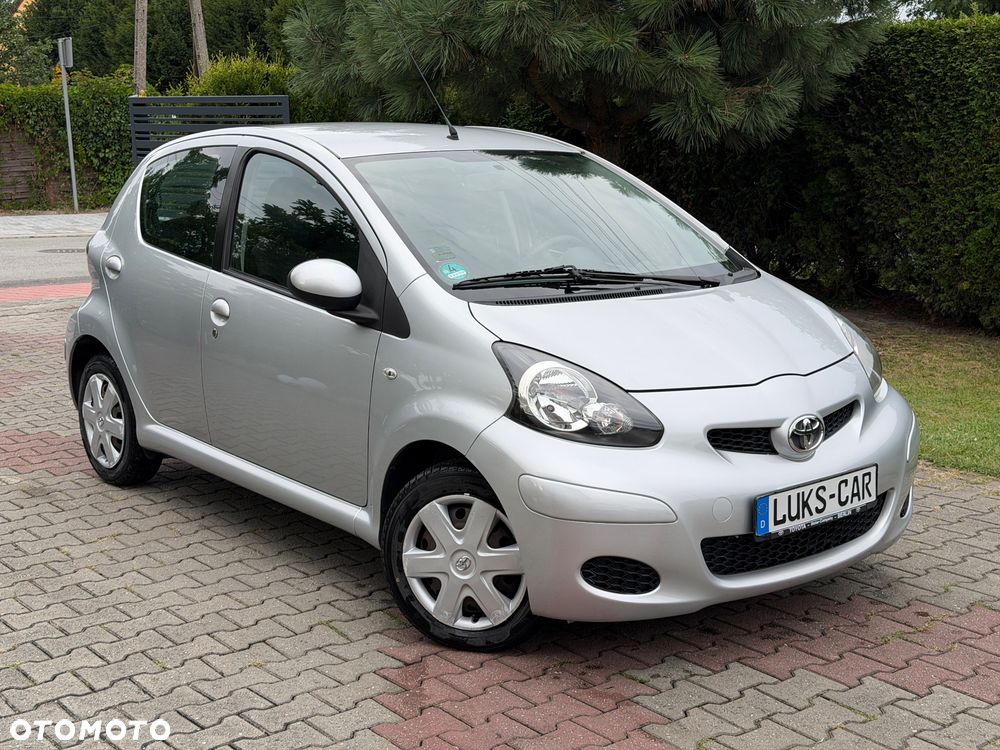 Toyota Aygo City - 10
