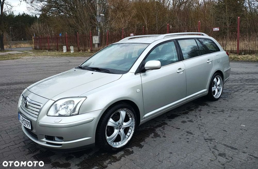 Toyota Avensis 1.8 VVT-i - 1