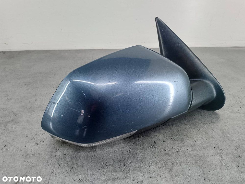 LUSTERKO PRAWE SKODA OCTAVIA II LF7V - 2