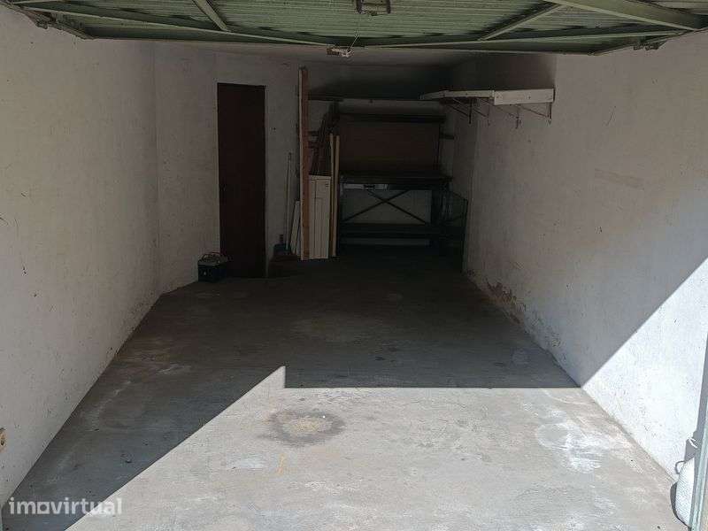 Alugo garagem box n222 - Grande imagem: 2/6