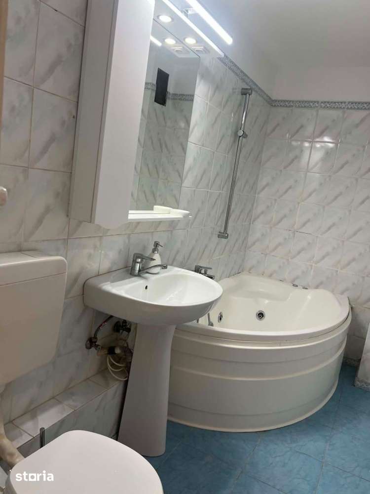 4 camere| Vitan| etaj 4/8| pet friendly| parcare| aproape de metrou — fotografia 1
