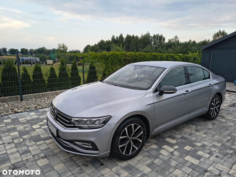 Volkswagen Passat - 10