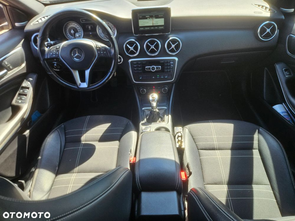 Mercedes-Benz Klasa A 200 Peak Edition - 20