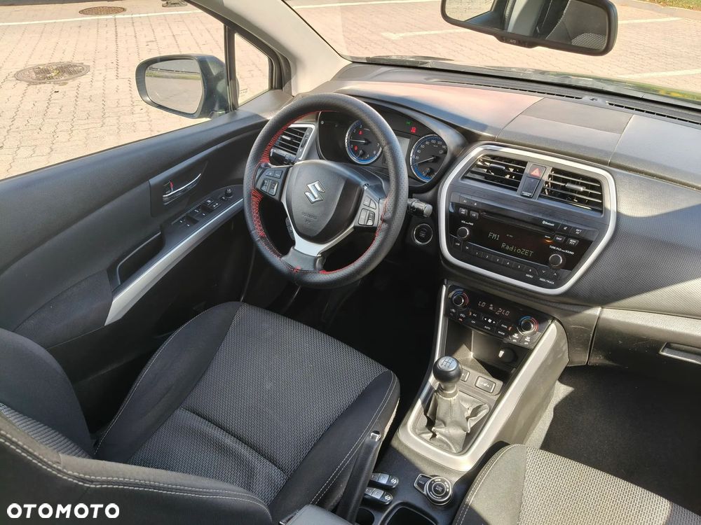 Suzuki SX4 S-Cross - 13