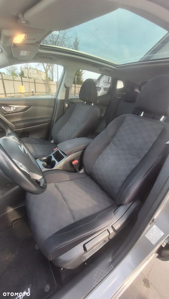 Nissan Qashqai 1.6 dCi Xtronic 360 - 25