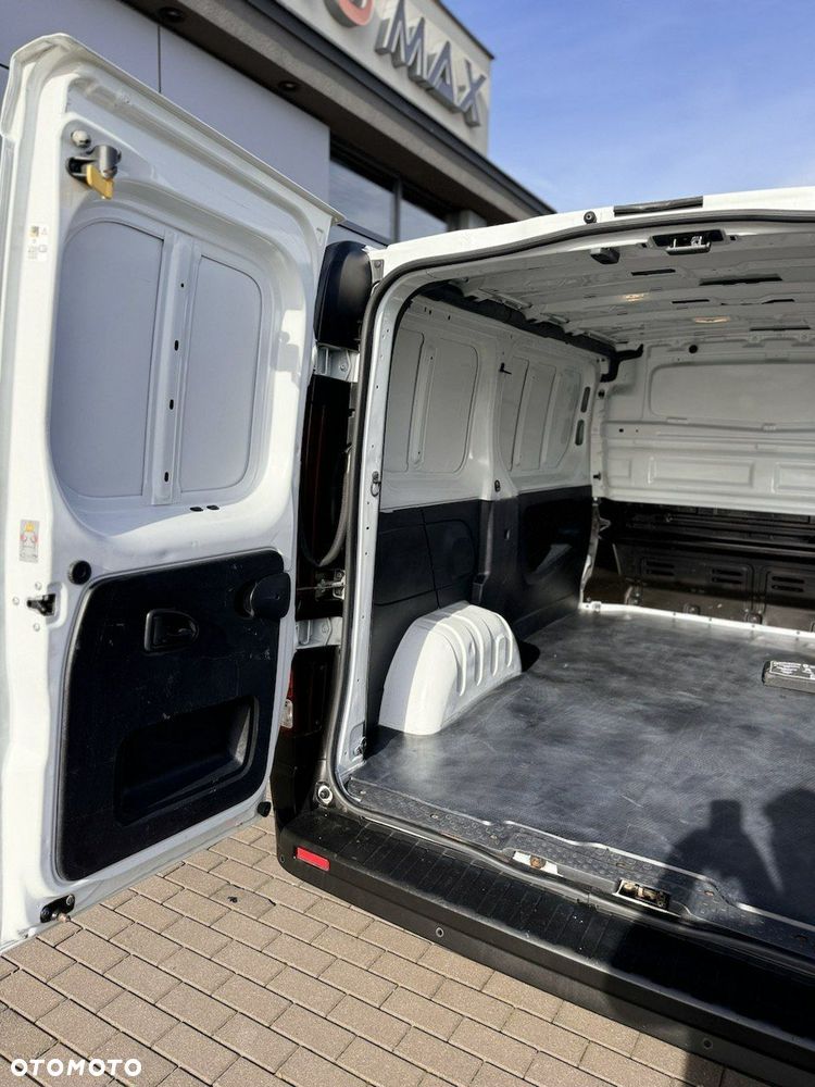 Renault Trafic - 8