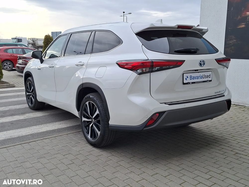 Toyota Highlander 2.5 L Dynamic Force 248CP Luxury Pearly - 4