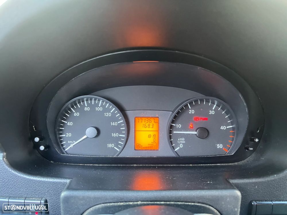 Mercedes-Benz Sprinter 319 - 2