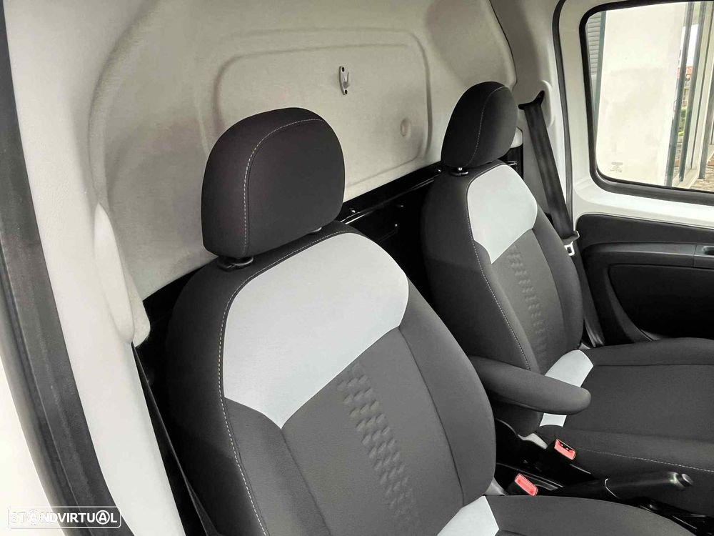 Fiat Fiorino 1.3 M-Jet SX - 19