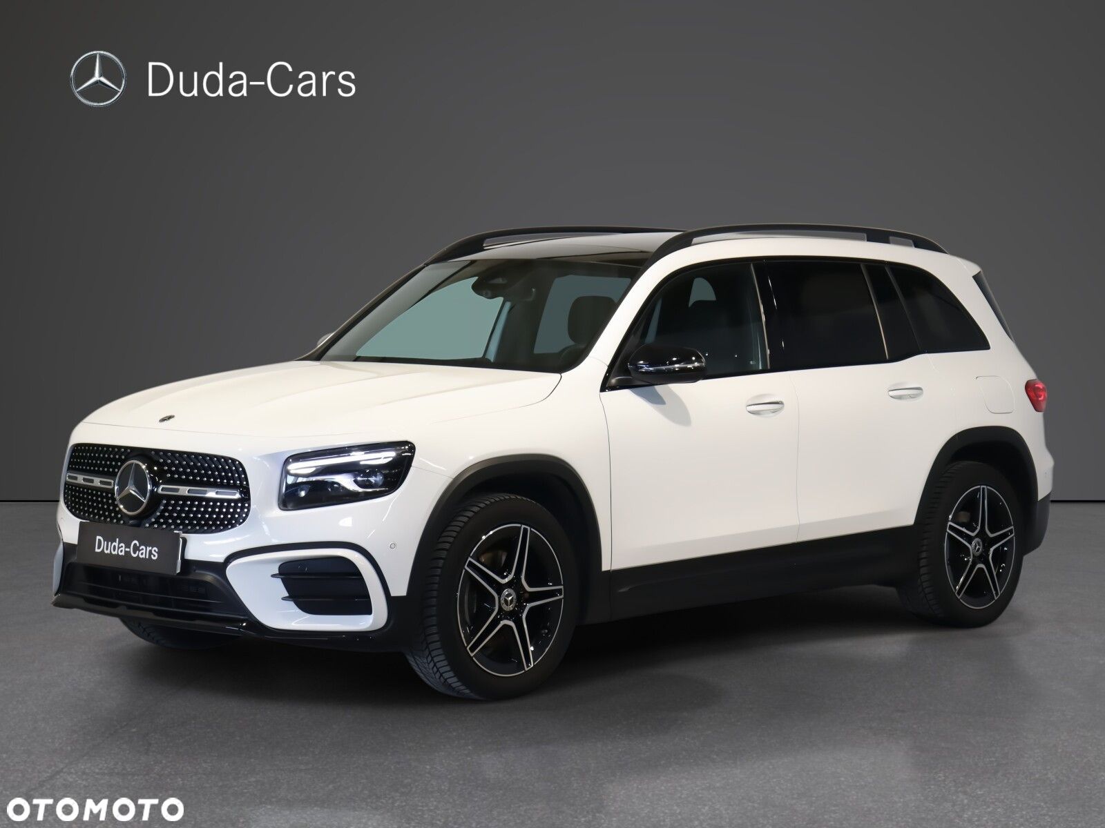 Mercedes-Benz GLB - 1