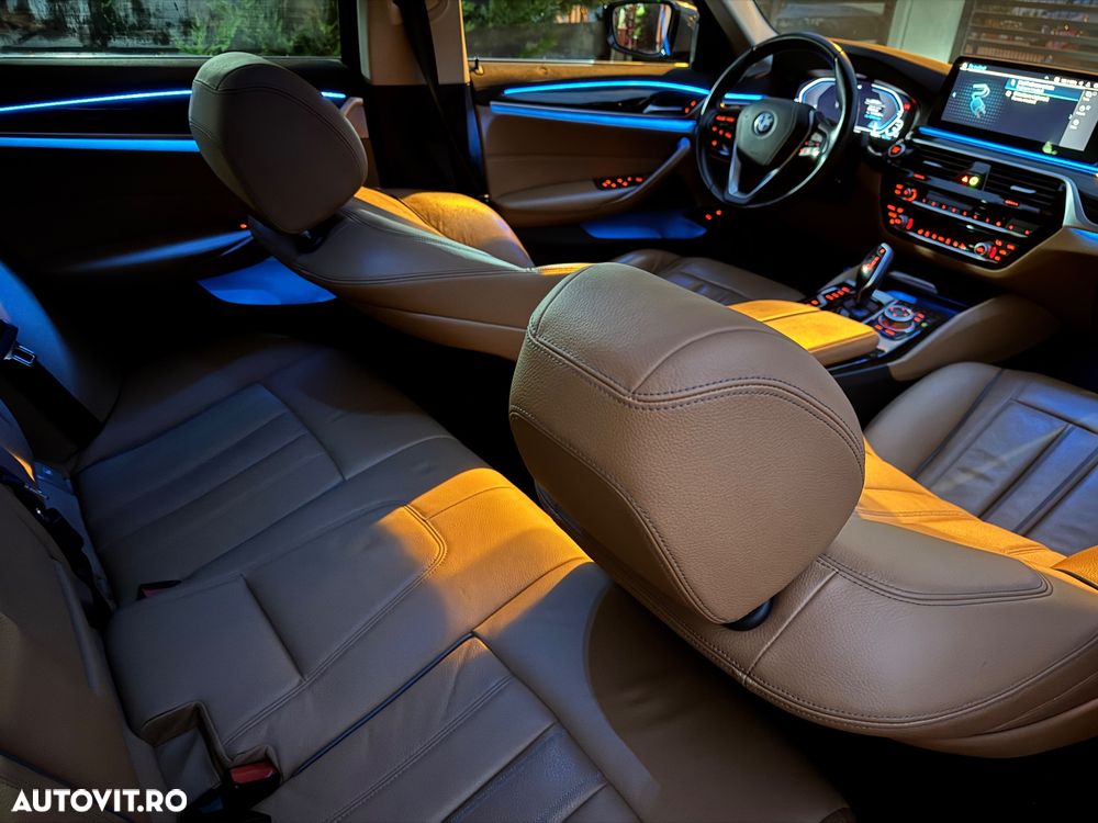 BMW Seria 5 520e Aut. Luxury Line - 26