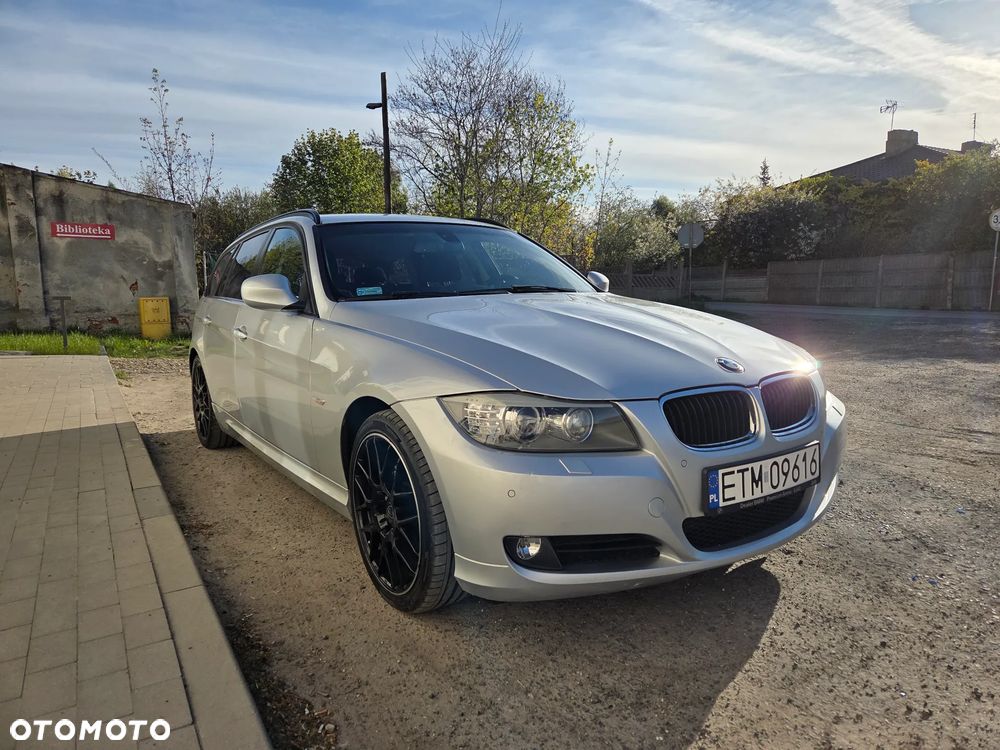 BMW Seria 3 318d DPF - 2