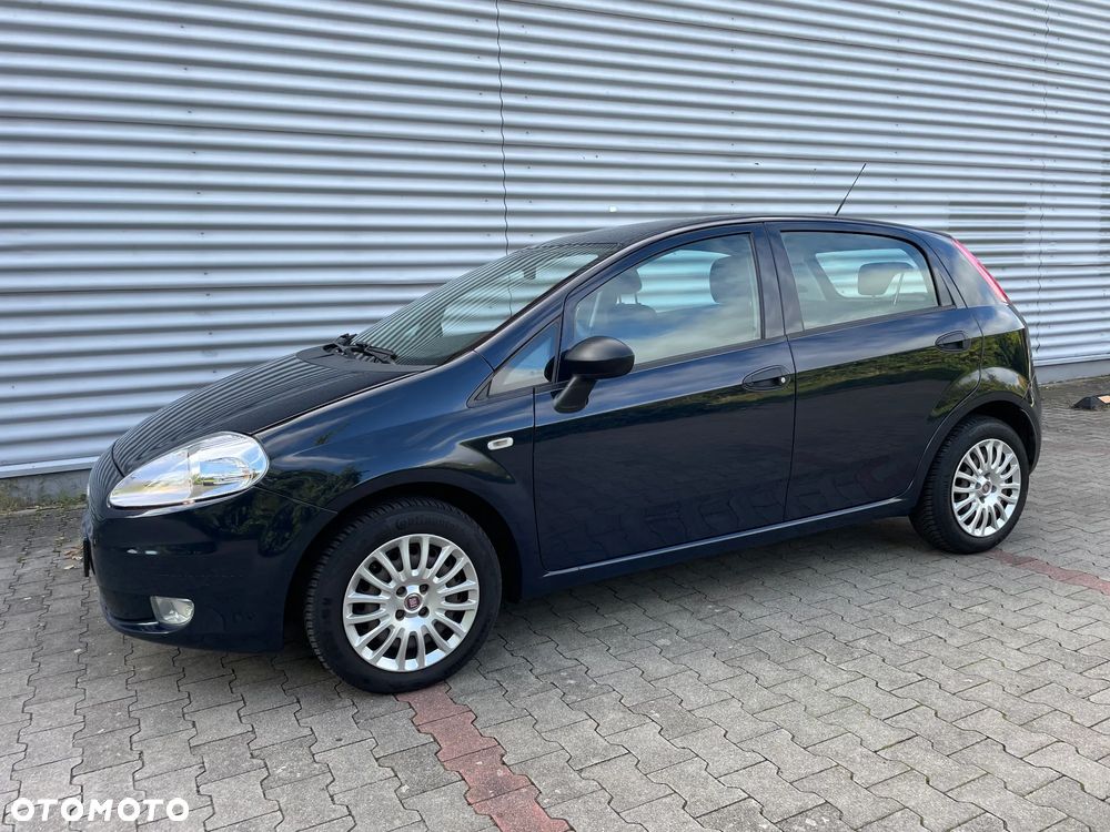 Fiat Punto 1.2 Young - 4