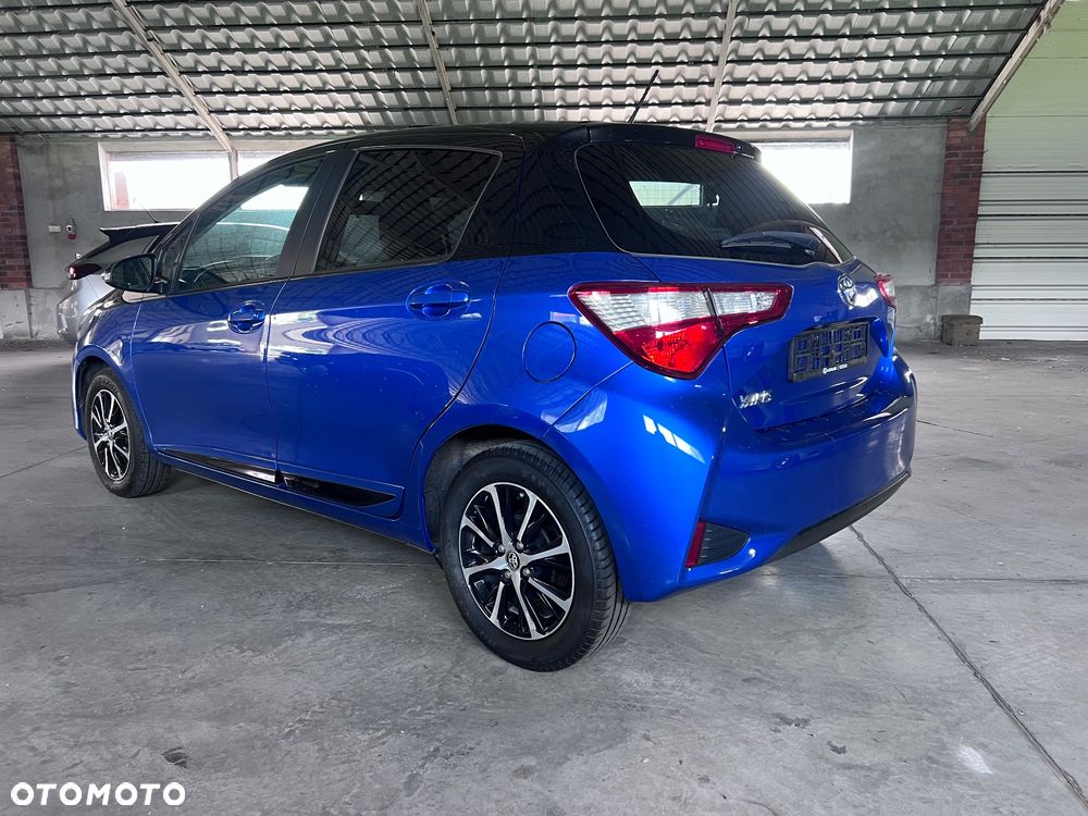 Toyota Yaris 1.0 Premium EU6 - 26
