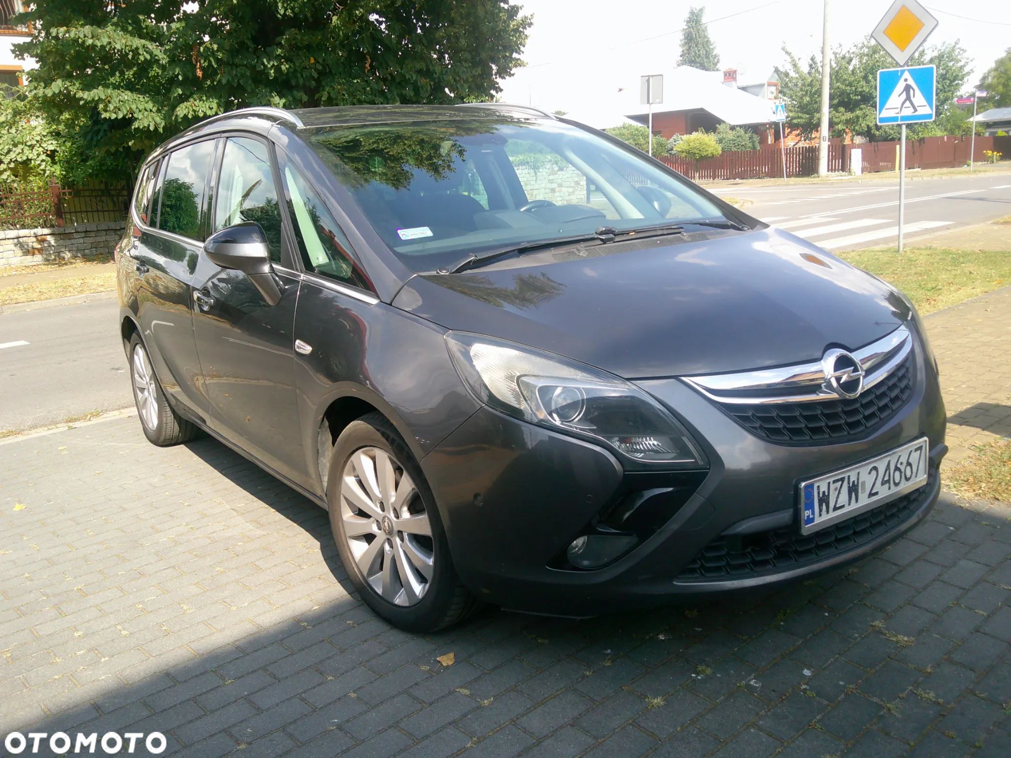 Opel Zafira Tourer 2.0 CDTI Active - 1