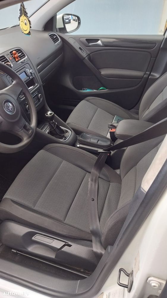 Volkswagen Golf 1.6 TDI DPF Trendline - 10