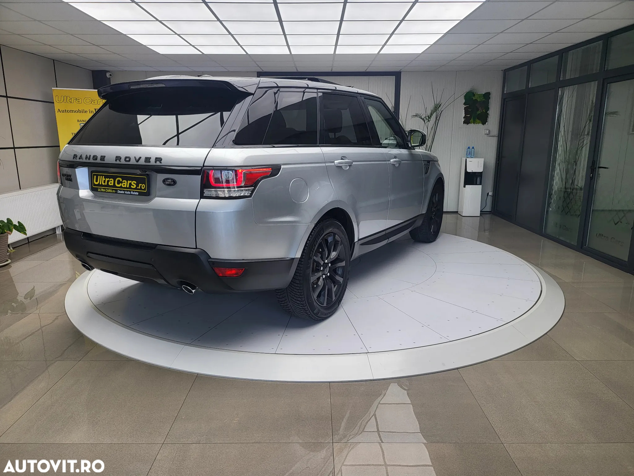 Land Rover Range Rover Sport 3.0 I SDV6 A/B Dynamic - 6