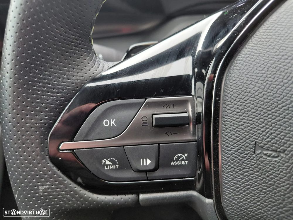 Peugeot 308 - 13