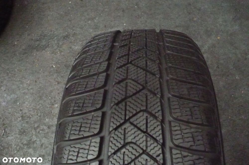 2x PIRELLI Sottozero 3 215/55R18 6,5mm 7,2mm 2023 - 2