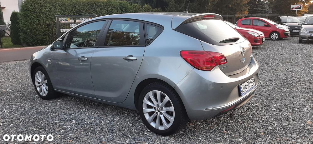 Opel Astra - 19