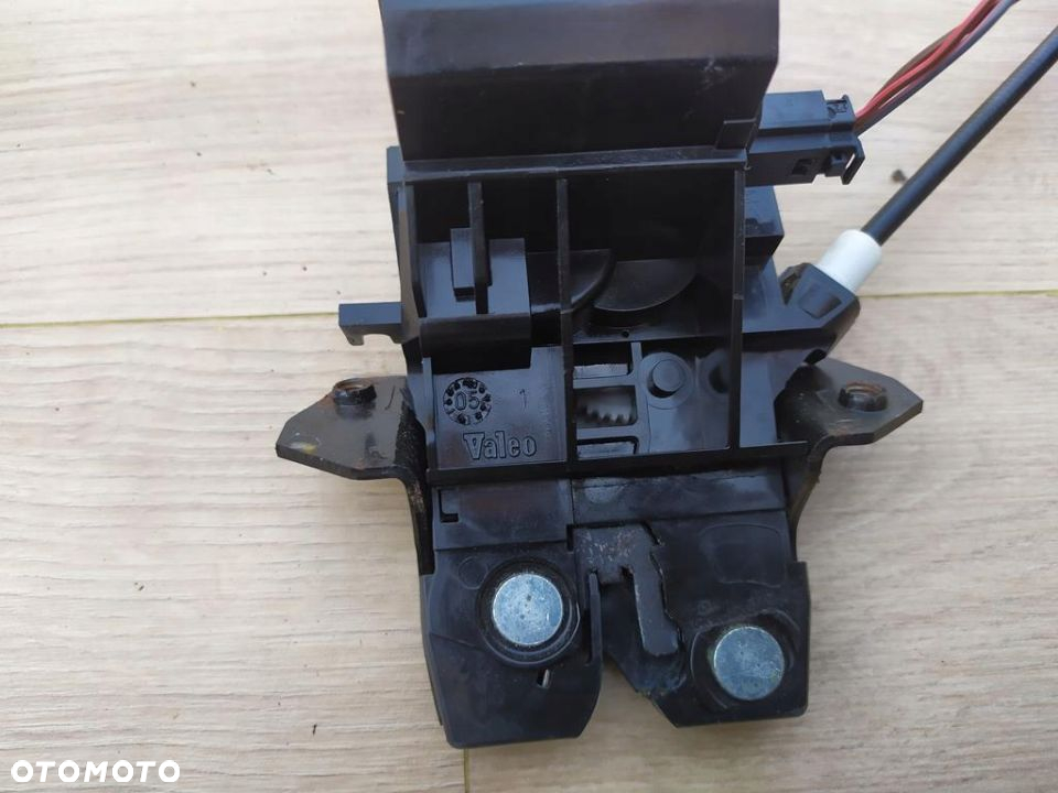 MERCEDES W203 W209 W211 W219 SEDAN ZAMEK KLAPY A2037500184 A2037500085 - 3