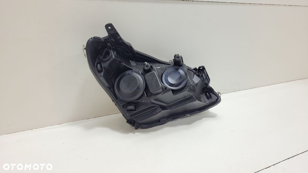 Lampa przód przednia LEWA  Astra III GTC CZARNA - 5