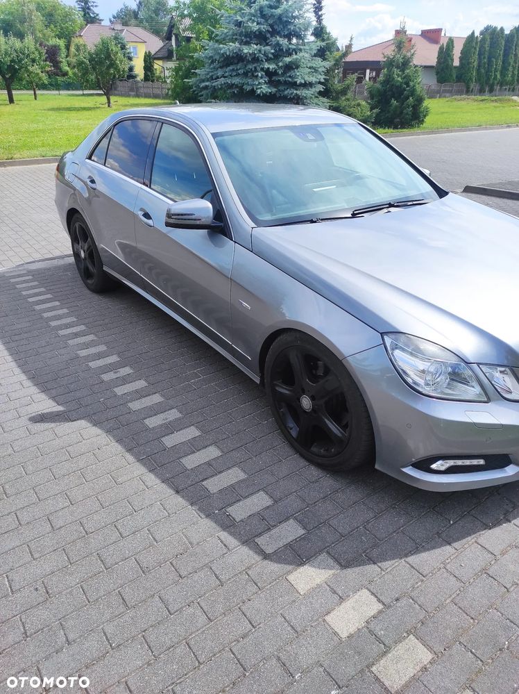 Mercedes-Benz Klasa E 350 CGI BlueEFFICIENCY Avantgarde - 7