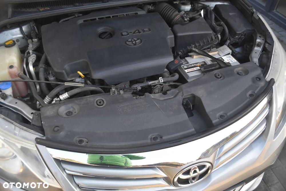 Toyota Avensis 2.2 D-4D Premium - 14