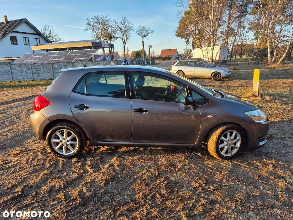 Toyota Auris 1.4 D-4D - 4