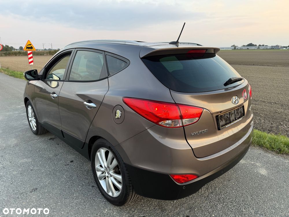 Hyundai ix35 2.0 CRDi 4WD Premium - 4