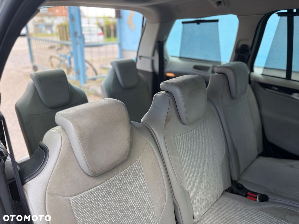 Citroën C4 Grand Picasso 2.0 HDi Exclusive - 23