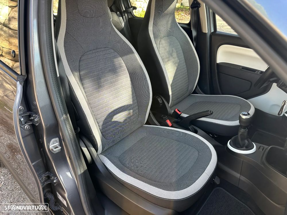 Renault Twingo 1.0 SCe Intens - 23