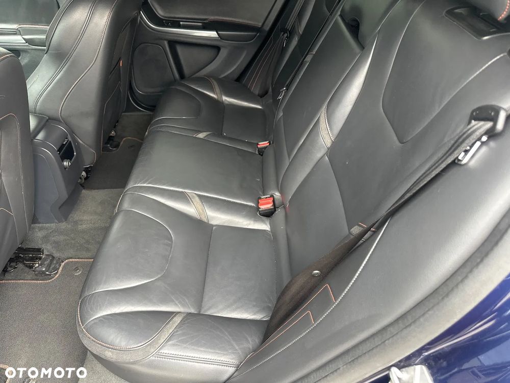 Volvo V60 - 18