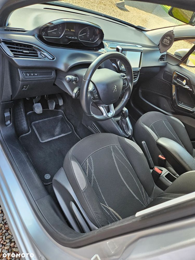 Peugeot 208 1.6 BlueHDi Active - 8