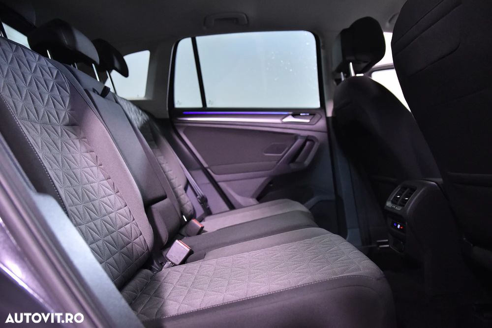 Volkswagen Tiguan - 13