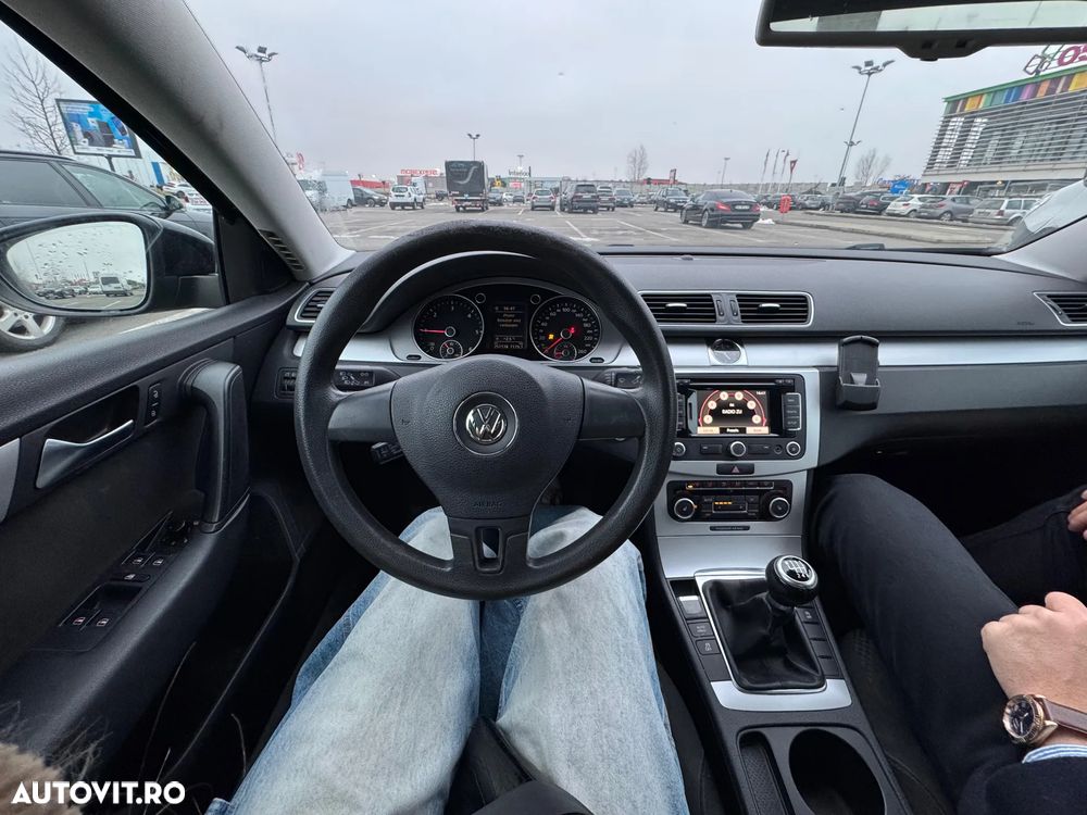 Volkswagen Passat 1.6 TDI BlueMotion Technology Trendline - 18