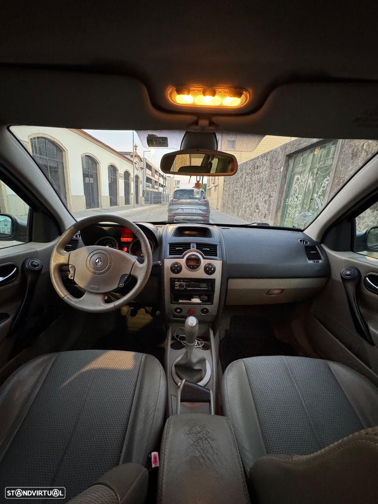 Renault Mégane Break 1.5 dCi P Authentique - 8