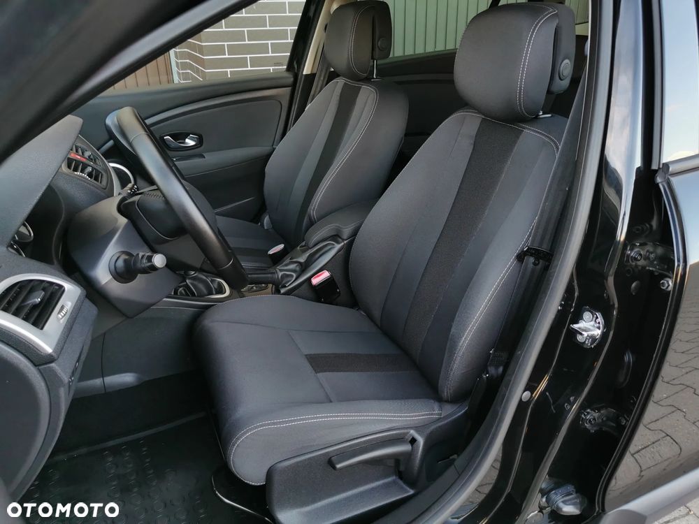 Renault Megane TCe 130 Luxe - 5
