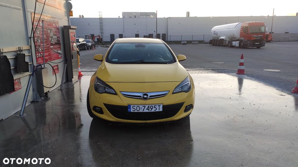 Opel Astra 1.4 Turbo (ecoFLEX) Start/Stop - 11