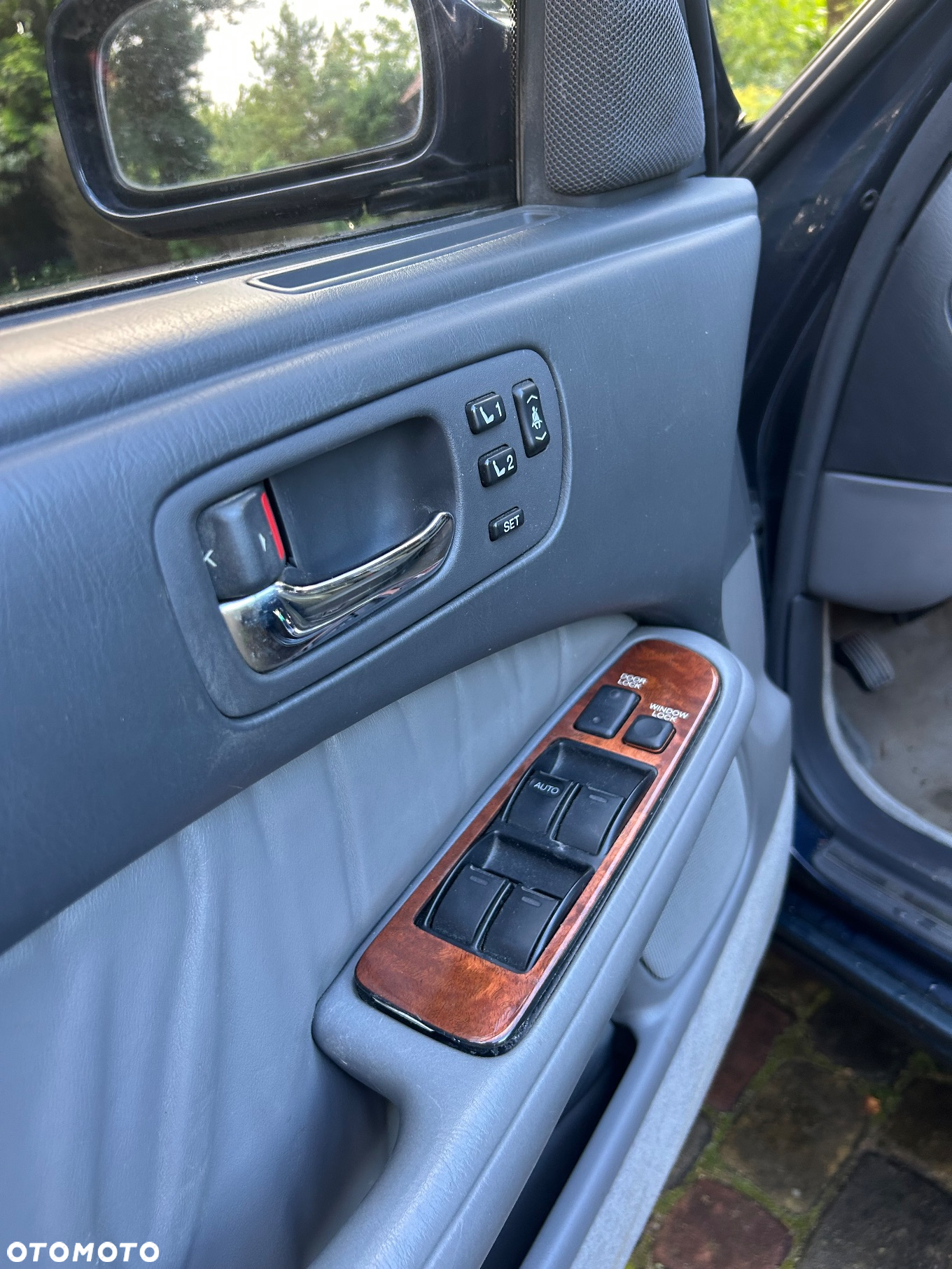 Lexus LS 400 - 10