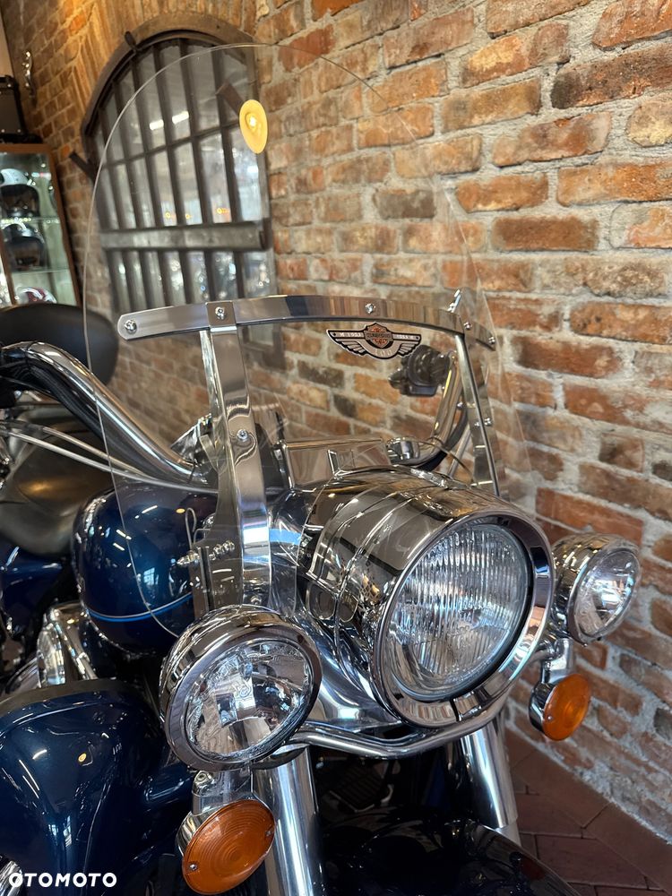 Harley-Davidson Touring Road King - 23