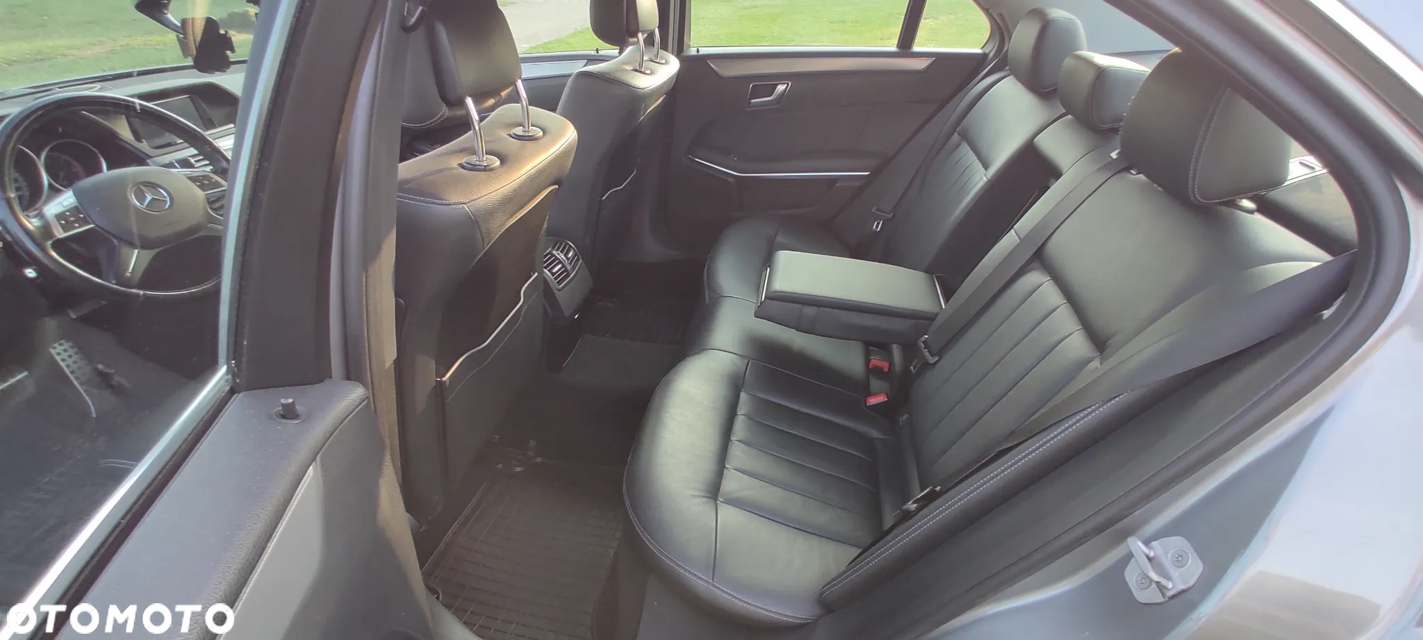 Mercedes-Benz Klasa E 350 BlueTEC 4Matic 7G-TRONIC - 19